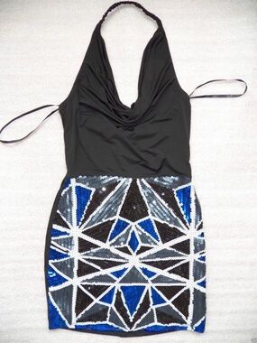 NWT bebe 2b black halter blue white sequin drape neck